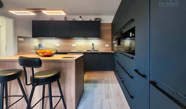 Prodej domu 135 m² s pozemkem 7 000 m², Neurazy – Vojovice, okres Plzeň-jih