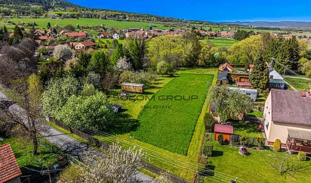 Prodej stavebního pozemku 4 472 m², Běštín, okres Beroun