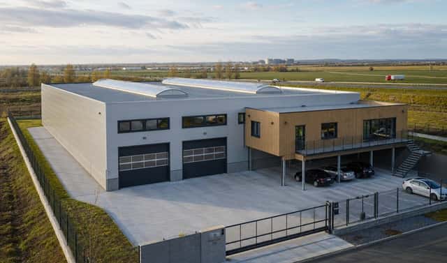 Prodej komerčního pozemku 2 501 m², Stará pošta, Rajhrad, okres Brno-venkov