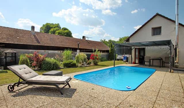 Prodej domu 122 m² s pozemkem 464 m², Chroustov, okres Nymburk