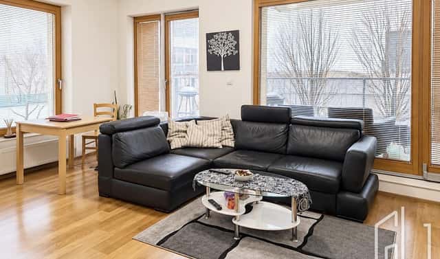 Pronájem bytu 2+kk 57 m², Komunardů, Praha 7 – Holešovice