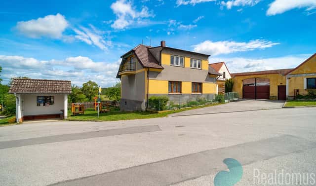 Prodej domu 180 m² s pozemkem 336 m², Libníč, okres České Budějovice