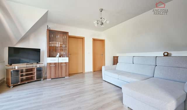 Prodej bytu 3+1 76 m², Průběžná, Nupaky, okres Praha-východ