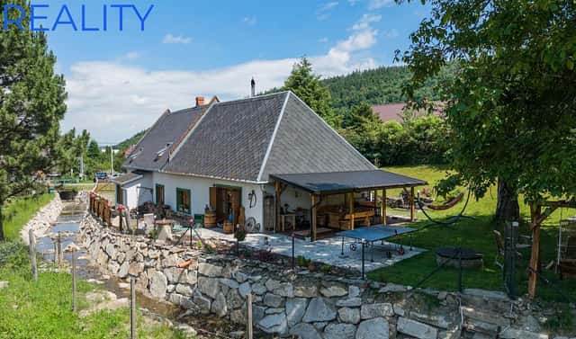 Prodej ubytovacího objektu 308 m², Janov, okres Bruntál