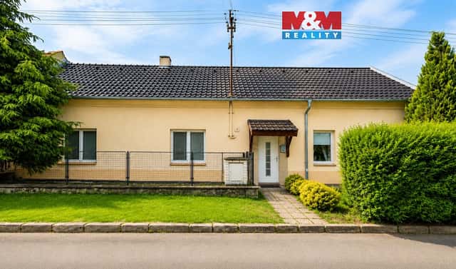 Prodej domu 92 m² s pozemkem 288 m², Komenského, Plaňany, okres Kolín