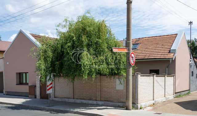Prodej domu 143 m² s pozemkem 186 m², Kpt. Jaroše, Neratovice, okres Mělník