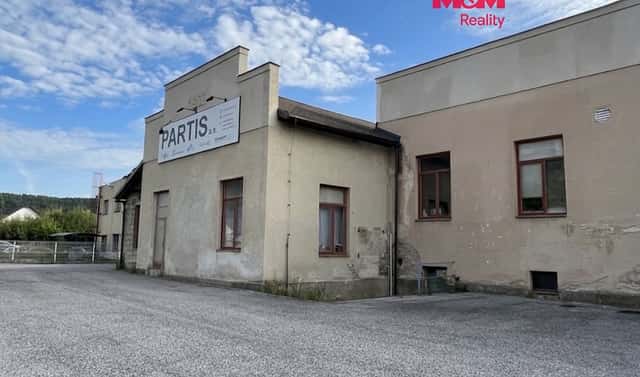 Pronájem skladovacích prostor 535 m², Suchovršice, okres Trutnov