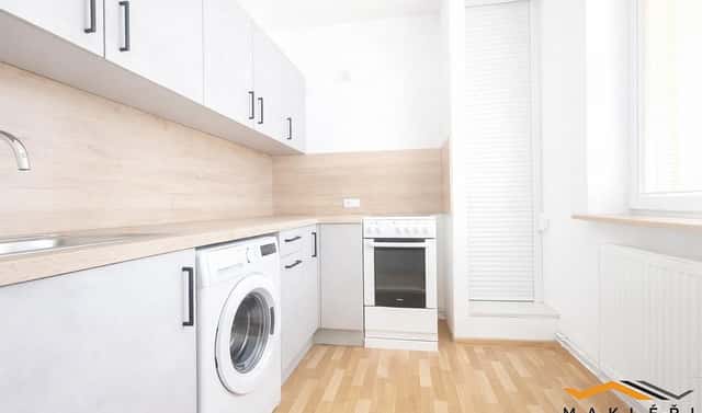 Pronájem bytu 3+1 76 m², Jana Žižky, Telč – Telč-Štěpnice, okres Jihlava