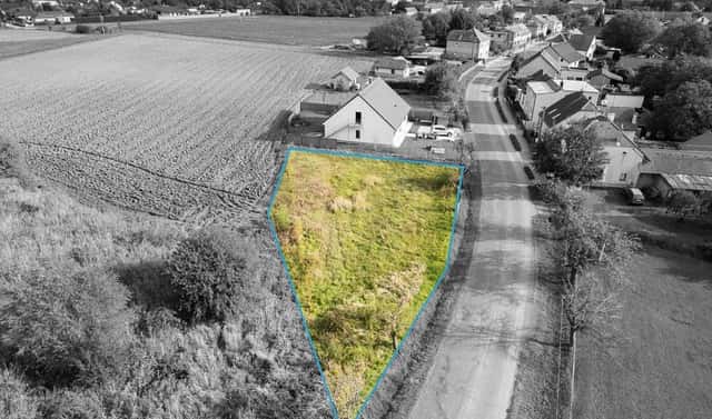 Prodej stavebního pozemku 900 m², Choltice, okres Pardubice