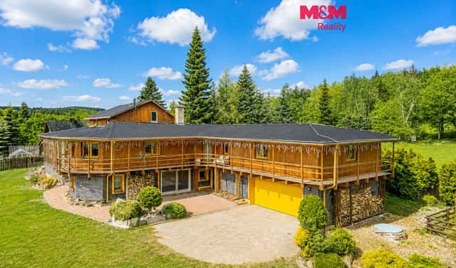 Prodej domu 384 m² s pozemkem 2 948 m², Blatno – Mezihoří, okres Chomutov