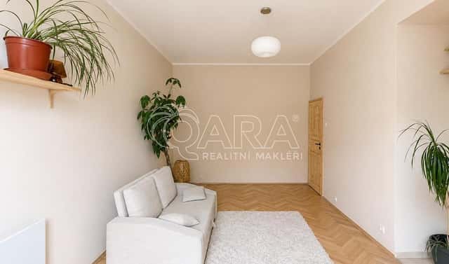 Pronájem kanceláře 35 m², Nad Petruskou, Praha 2 – Vinohrady