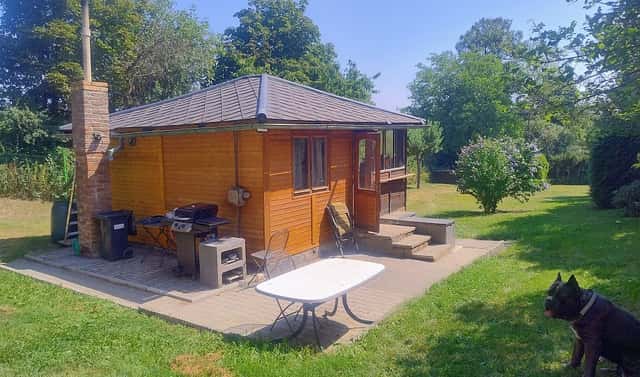 Prodej chaty/chalupy 28 m² s pozemkem 1 330 m², Psáry, okres Praha-západ