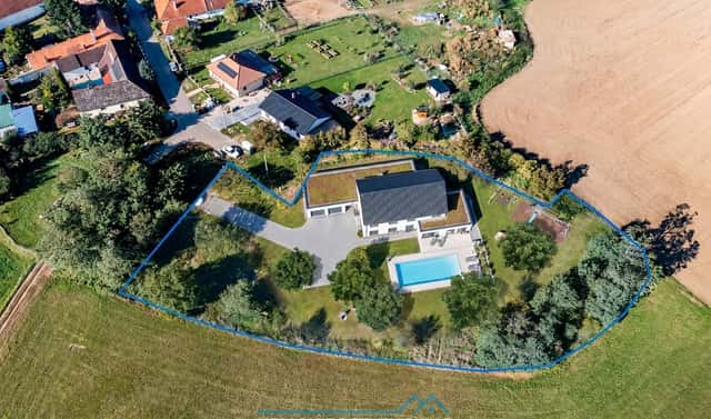 Prodej stavebního pozemku 4 501 m², Slup – Oleksovičky, okres Znojmo