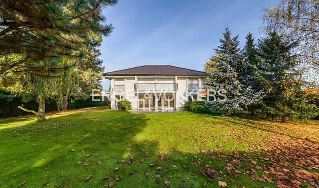 Pronájem bytu 4+kk 175 m², Františka Zemana, Průhonice, okres Praha-západ