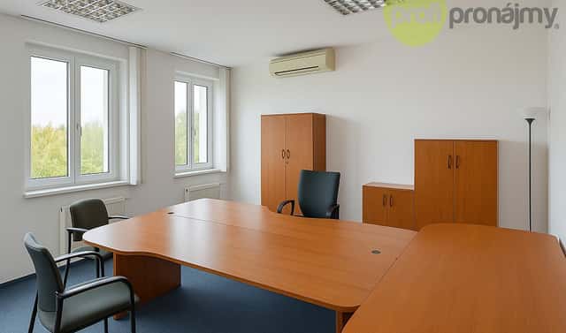 Pronájem kanceláře 11 m², Štefánikova, Nový Jičín