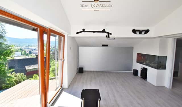 Prodej domu 249 m² s pozemkem 627 m², Nad Teplárnou, Liberec