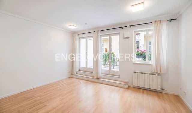 Pronájem bytu 2+kk 43 m², Korunovační, Praha 7 – Bubeneč