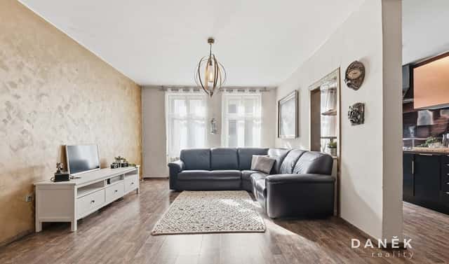 Prodej domu 210 m² s pozemkem 214 m², Jana Schwarze, Ivančice, okres Brno-venkov