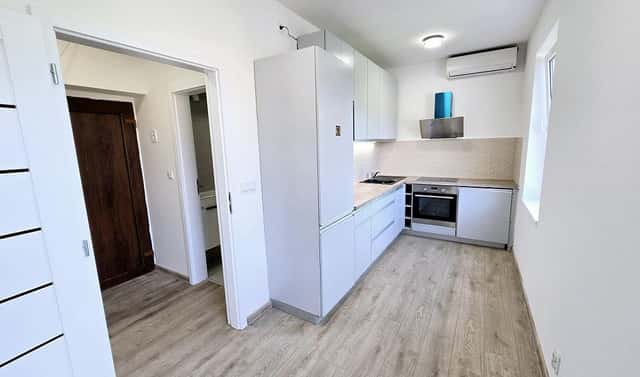 Pronájem bytu 2+1 63 m², Olšinky, Ústí nad Labem – Svádov