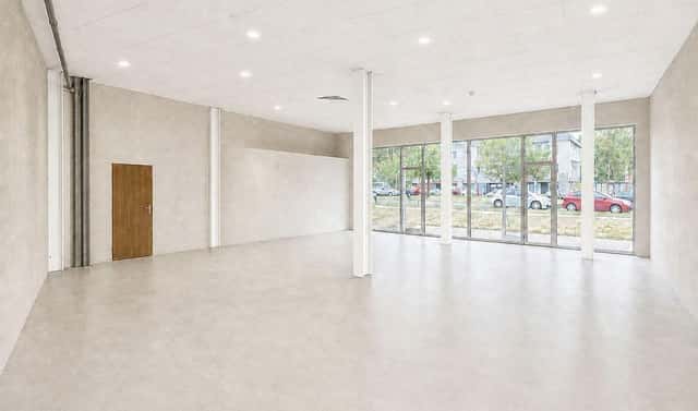 Pronájem obchodních prostor 154 m², V olšinách, Praha 10 – Strašnice