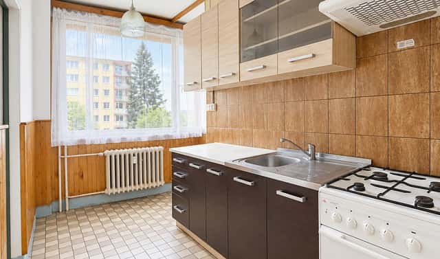 Prodej bytu 3+1 62 m², Popelnicová, Plzeň – Doubravka, okres Plzeň-město