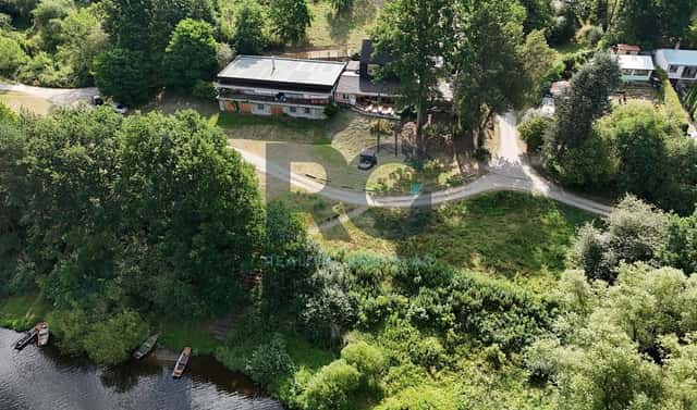 Prodej obchodních prostor 336 m², Vojníkov, okres Písek