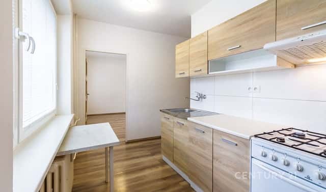 Pronájem bytu 2+1 39 m², Čechova, Kladno