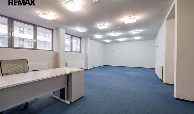 Pronájem obchodních prostor 126 m², Tusarova, Praha 7 – Holešovice