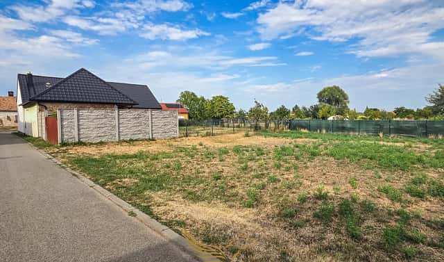 Prodej stavebního pozemku 614 m², Hrabětice, okres Znojmo