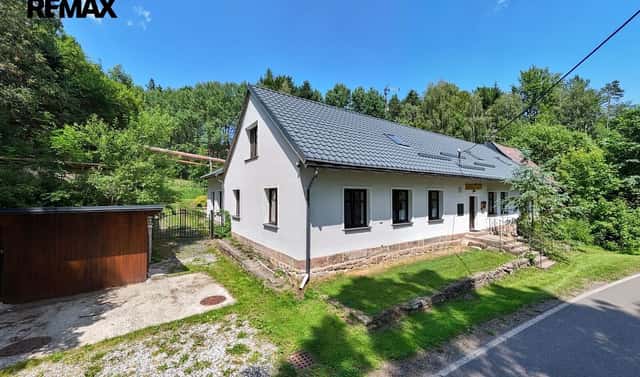 Prodej domu 215 m² s pozemkem 987 m², Radvanice, okres Trutnov