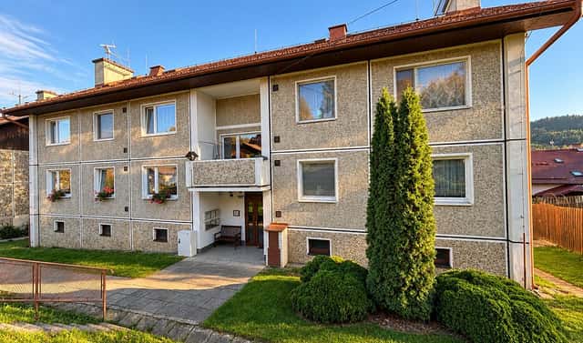 Prodej bytu 3+1 80 m², Dešenice, okres Klatovy