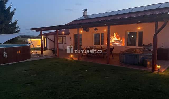 Prodej domu 85 m² s pozemkem 889 m², Břežany II, okres Kolín