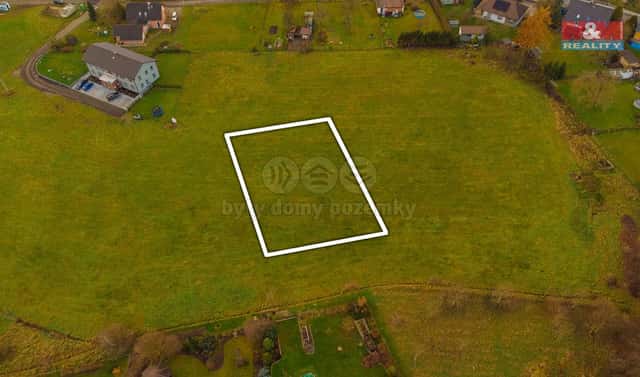 Prodej stavebního pozemku 1 699 m², Okrouhlá, okres Česká Lípa