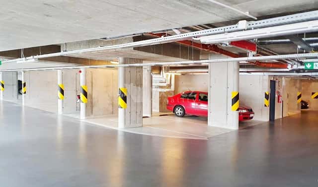Prodej garážového stání 11 m2, ulice Novovysočanská (Krejcárek) Praha 9, Libeň, Novovysočanská, Praha