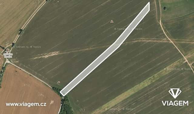 Prodej pole 5 299 m², Kněžpole, okres Uherské Hradiště