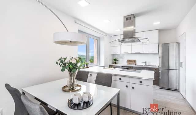 Prodej bytu 3+kk 96 m², Panenská, Jablonec nad Nisou