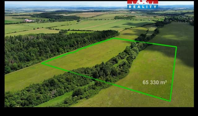 Prodej komerčního pozemku 65 330 m², Nepomyšl, okres Louny