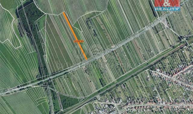 Prodej pole 1 805 m², Rohatec, okres Hodonín
