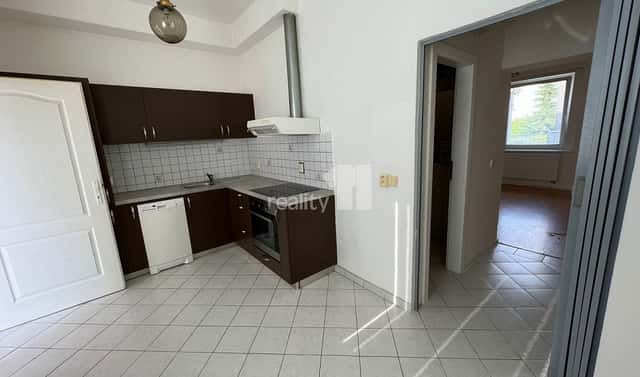 Pronájem bytu 2+1 60 m², Lidická, Jeneč, okres Praha-západ