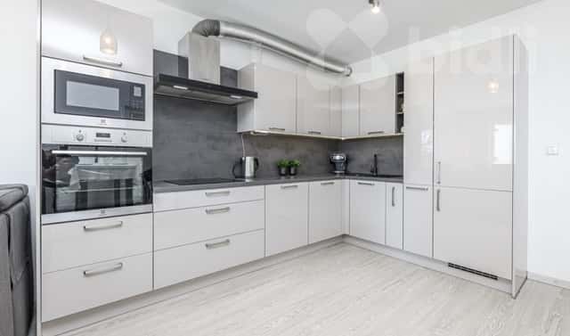 Prodej bytu 4+kk 96 m², U Parketárny, Unhošť, okres Kladno