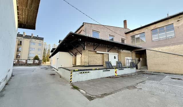Pronájem skladovacích prostor 438 m², U vlečky, Brno – Komárov, okres Brno-město
