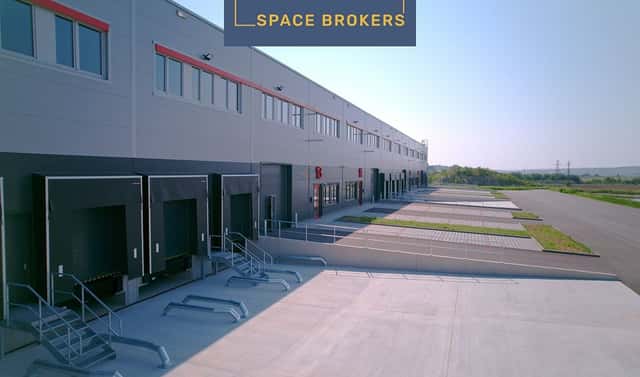 Pronájem skladovacích prostor 1 000 m², Mikulov, okres Břeclav