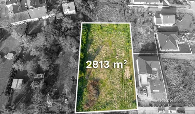 Prodej stavebního pozemku 2 813 m², Dobříč, okres Praha-západ