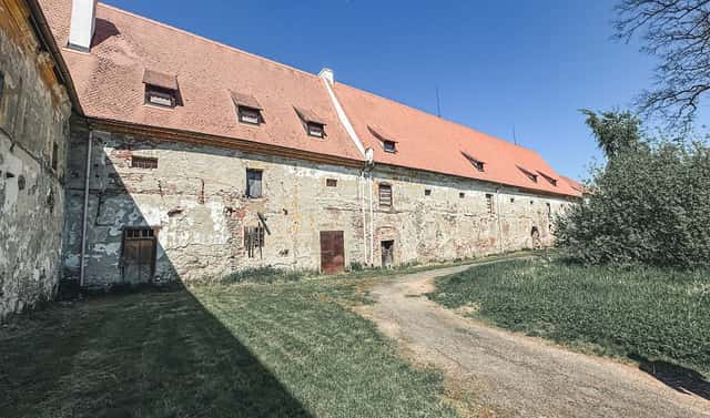 Prodej komerčního objektu (jiného typu) 10 232 m², Netolice, okres Prachatice
