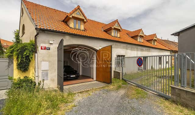 Pronájem komerčního objektu (jiného typu) 470 m², Na terase, Praha 8 – Ďáblice