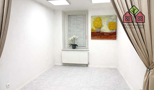 Pronájem kanceláře 13 m², Karla Čapka, Teplice