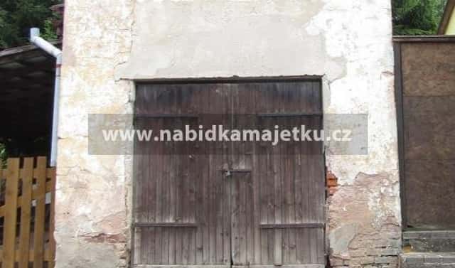 Chvaleč, stavba bez čp/če, garáž, Chvaleč, okres Trutnov