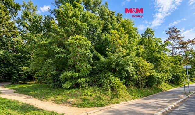 Prodej zahrady 600 m², Praha 8 – Bohnice
