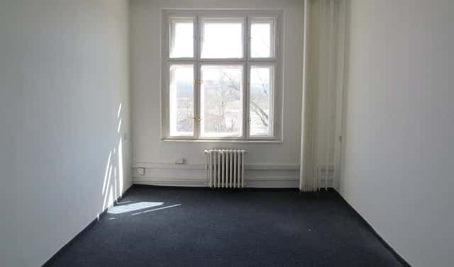 Pronájem kanceláře 17 m², Jablonského, Praha 7