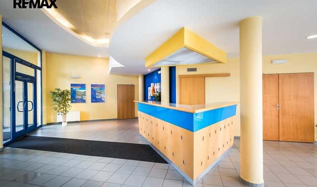 Pronájem kanceláře 2 325 m², Strančice, okres Praha-východ